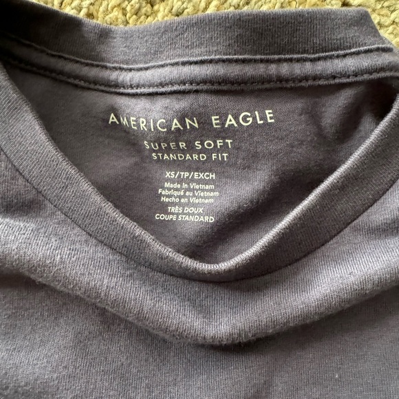 Men’s American Eagle (2) shirts - Picture 5 of 9
